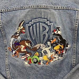 warner brothers denim jacket 90s light wash size medium 1998